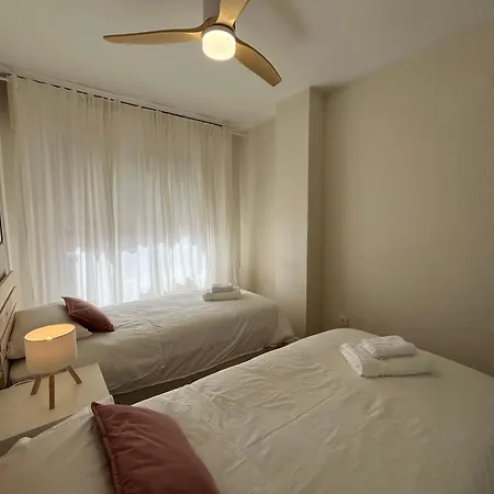 Rghost-apartamento Cervantes En Pleno Centro De