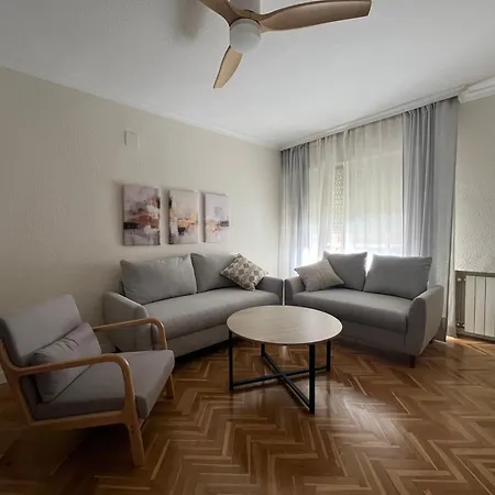 Rghost-apartamento Cervantes En Pleno Centro De Apartamento