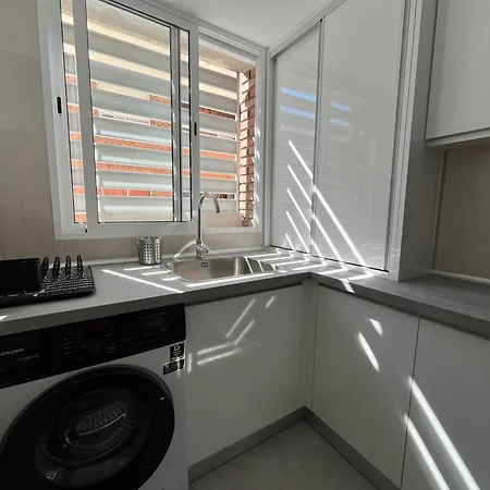 Rghost-apartamento Cervantes En Pleno Centro De Apartamento *