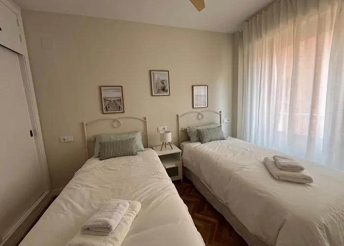 Rghost-apartamento Cervantes En Pleno Centro De