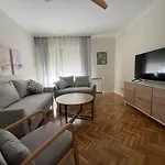 Rghost-apartamento Cervantes En Pleno Centro De Апартаменты Кордова