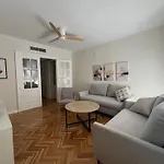 Апартаменты Rghost-apartamento Cervantes En Pleno Centro De