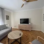 Апартаменты Rghost-apartamento Cervantes En Pleno Centro De