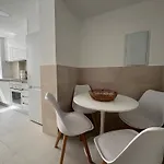 Rghost-apartamento Cervantes En Pleno Centro De *